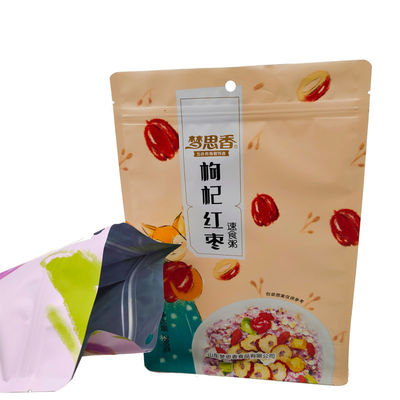 Op maat gemaakte voedselkwaliteit Stand Up Pouch Plastic Packaging Bag voor Snack Granola en meer