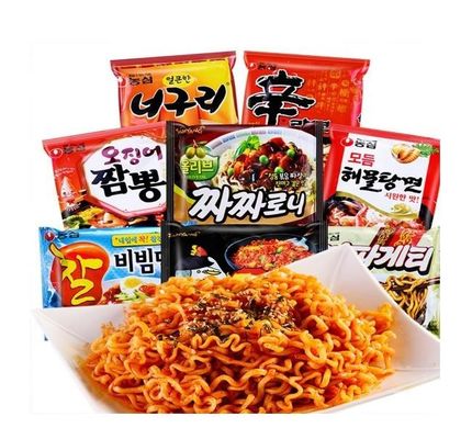 Instand Noodles Voedselverpakking Kleurenprinten Met En Gepersonaliseerd Logo